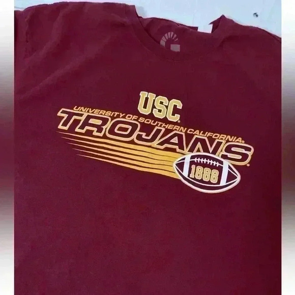 Men’s Size 2XLT USC Trojans Football Short Sleeve T-Shirt Maroon Red Sports fan - Picture 9 of 12